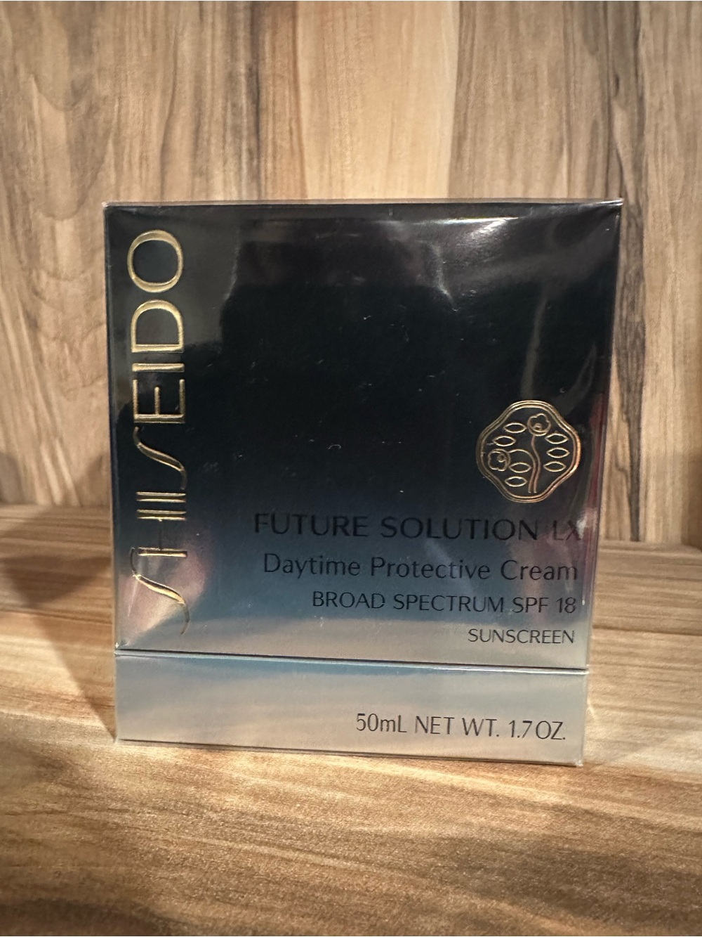 Shiseido Future Solution LX Daytime Protective Cream - Silver and Gold Accents